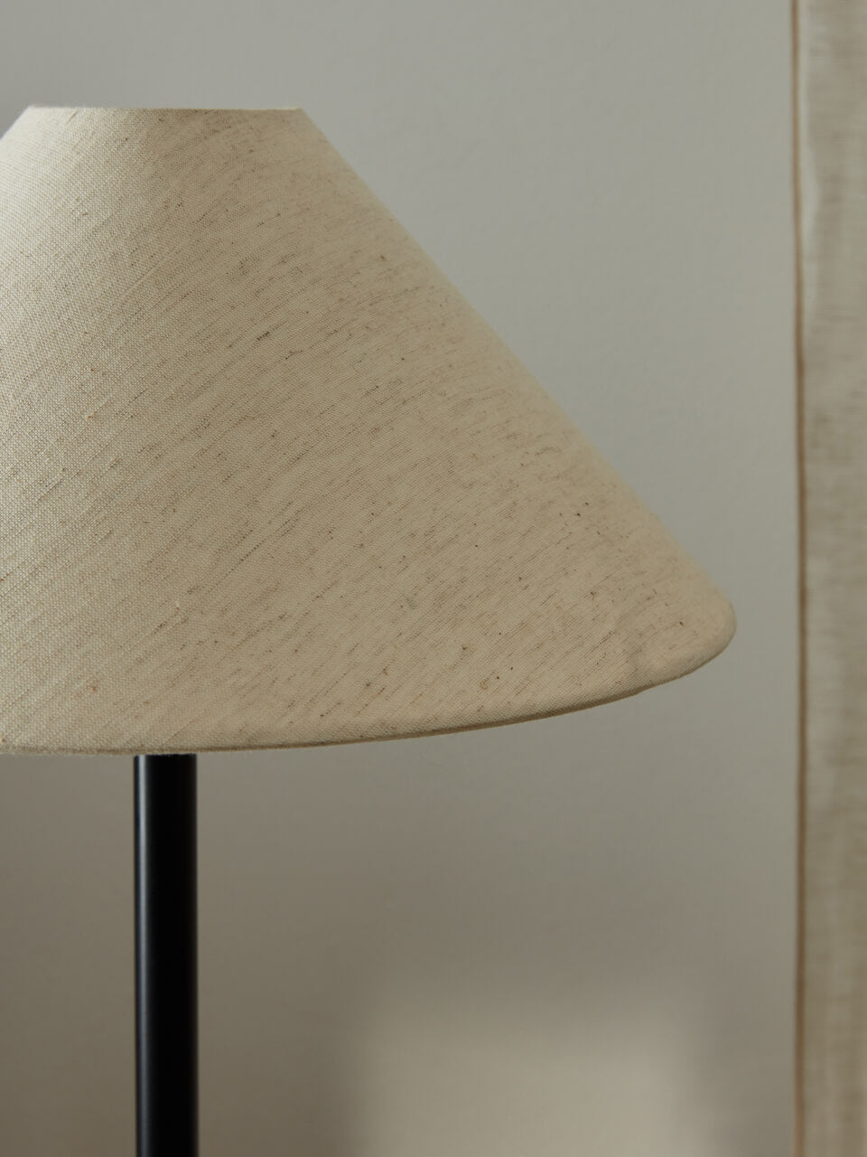 Ivar Black Table Lamp with Natural Shade 2